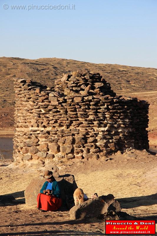 PERU - Sillustani - Lake Umayo  - 16.jpg